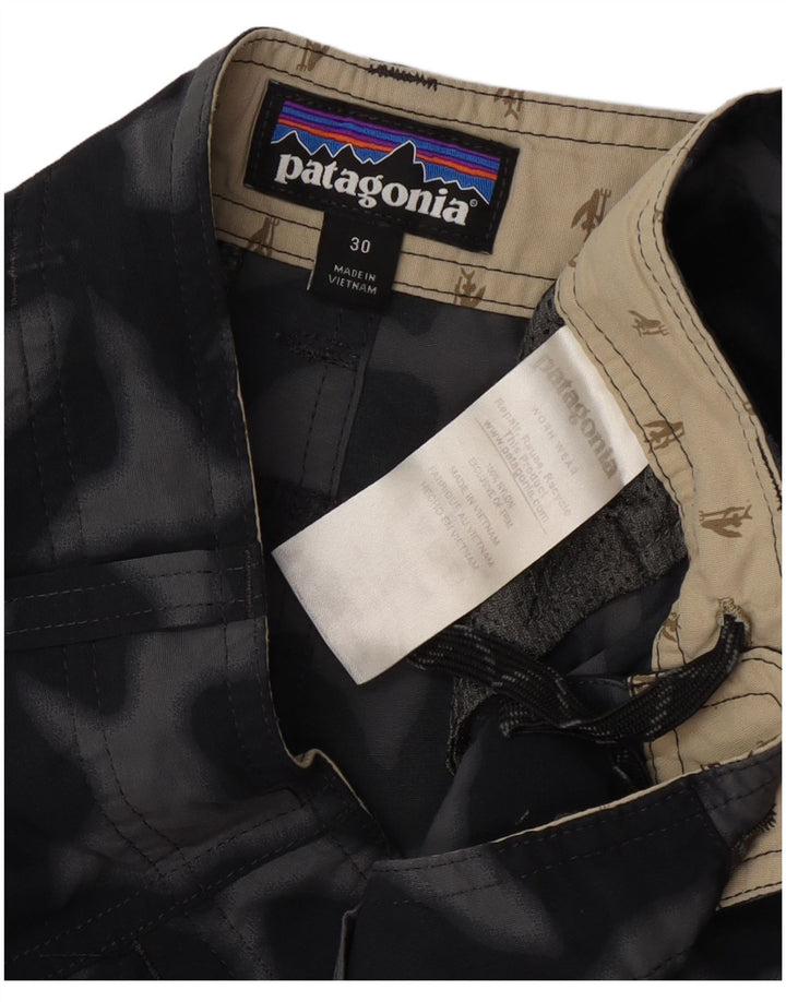 Patagonia muške kargo kratke hlače W30 srednje crne kamuflažne najlonske boje