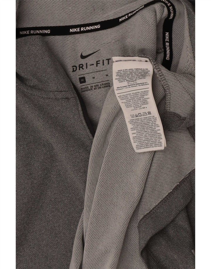 Nike Dri Fit majica s izrezom i srednjim sivim poliesterom