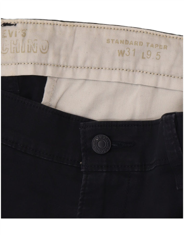 Levi's standardne kratke chino hlače W31 srednje tamnoplavi pamuk