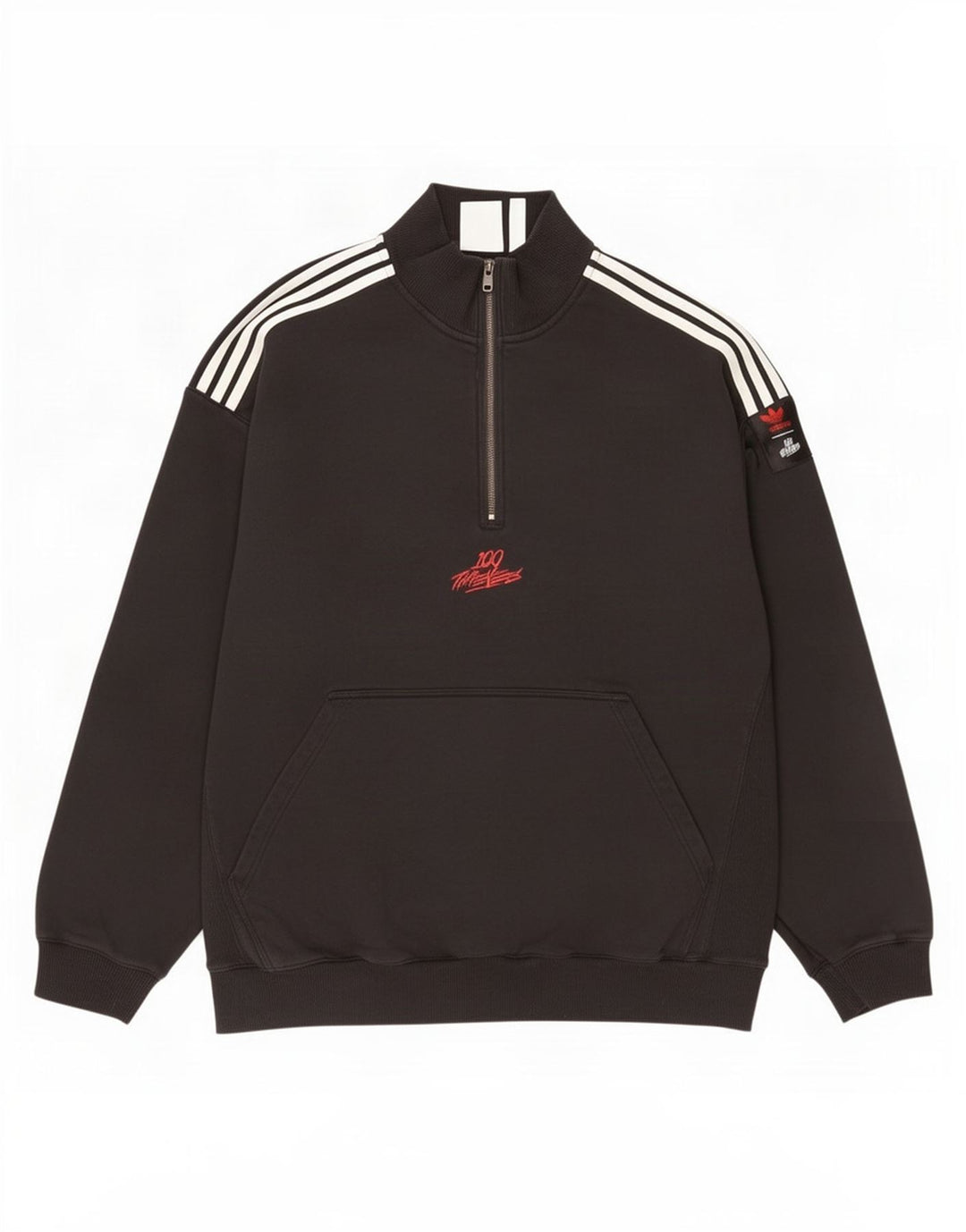 Adidas muška majica s izrezom i velikim crnim pamukom