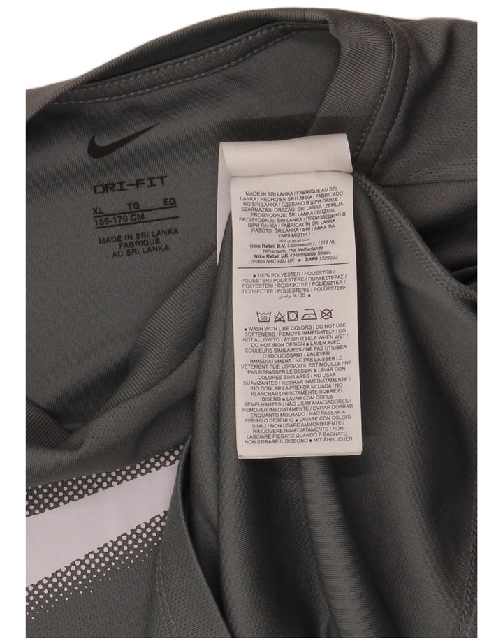 NIKE Boys Dri Fit Graphic T-Shirt Top 13-14 Years XL sivi poliester