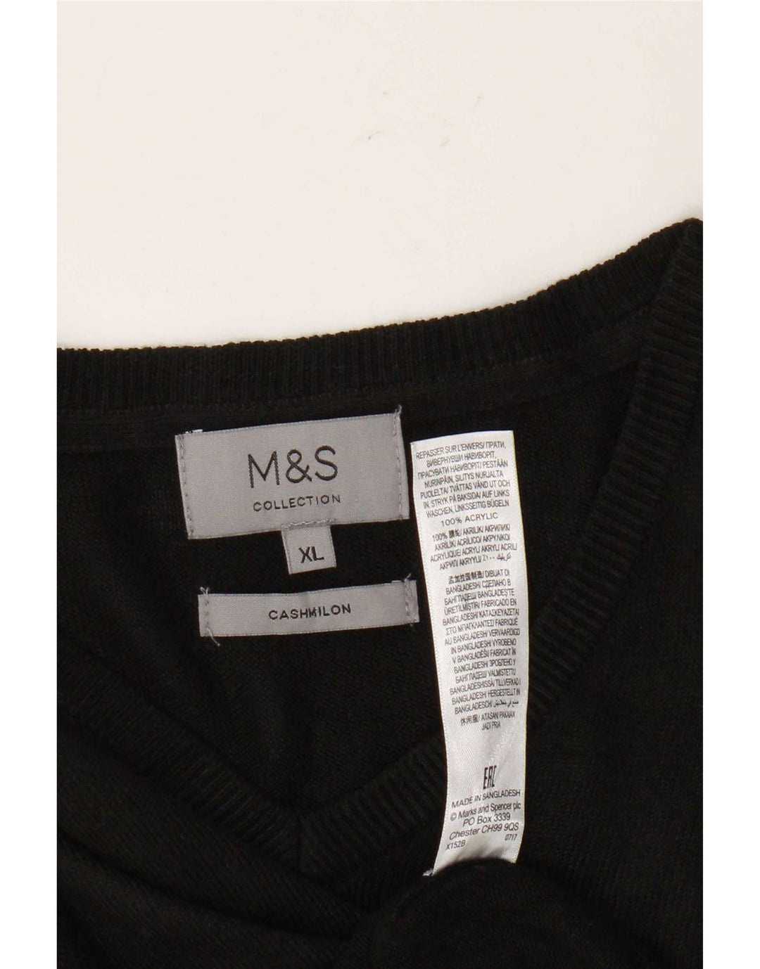 Marks & Spencer muški džemper s V-izrezom XL crni akril