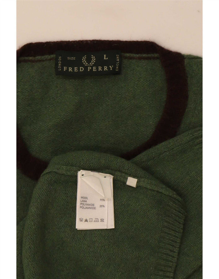 Veliki zeleni vuneni muški džemper s okruglim izrezom Fred Perry