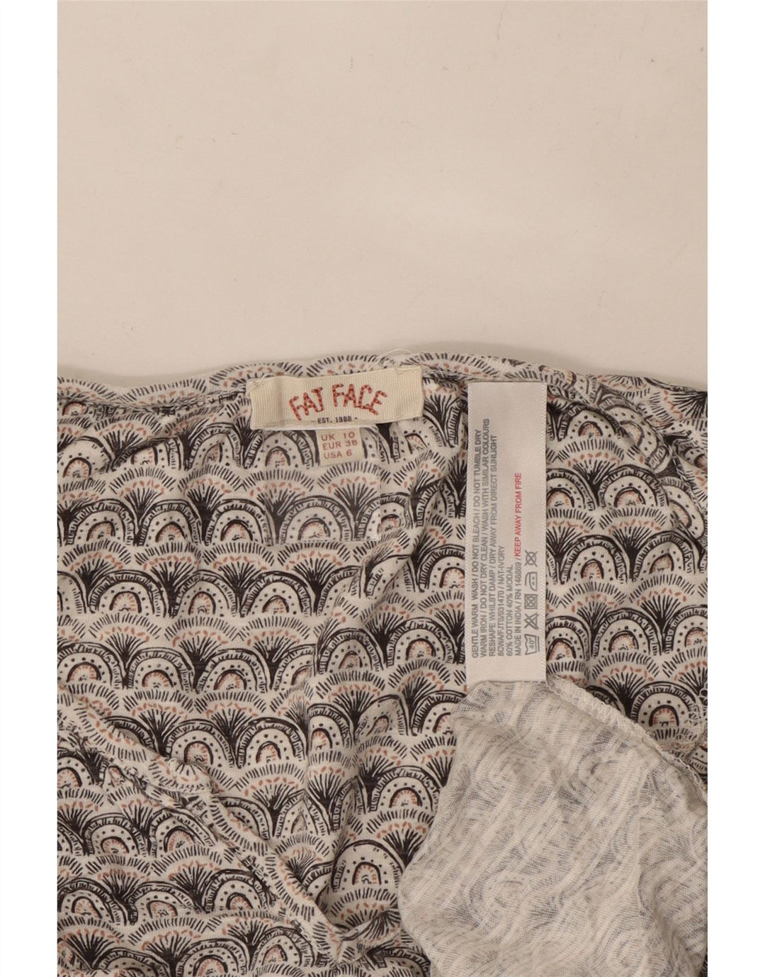 FAT FACE Ženska prevelika majica kratkih rukava s motivima UK 10 Small Grey Geometric