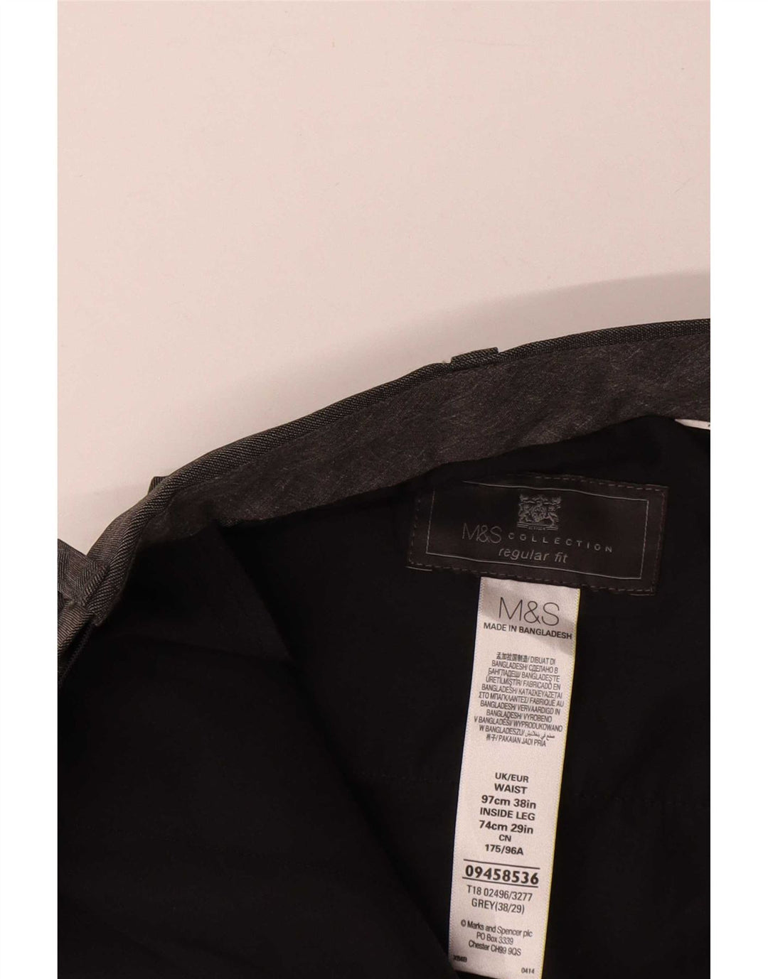 Marks & Spencer muške ravne hlače standardnog kroja W38 L29 sive