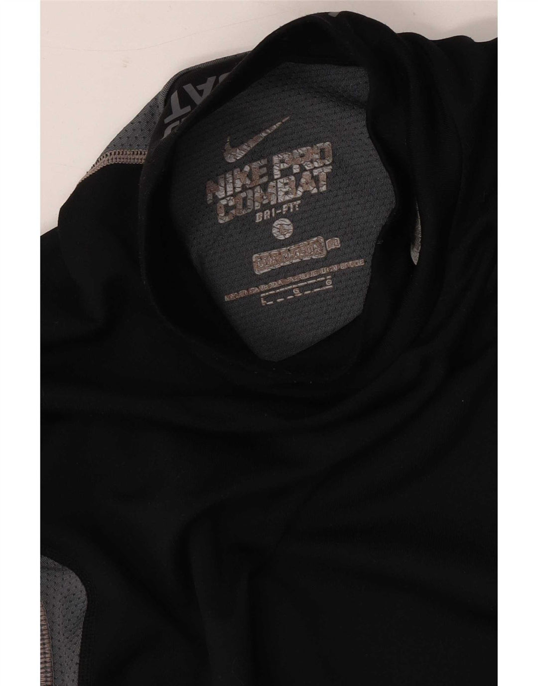Nike muška kompresijska majica dugih rukava velike crne boje