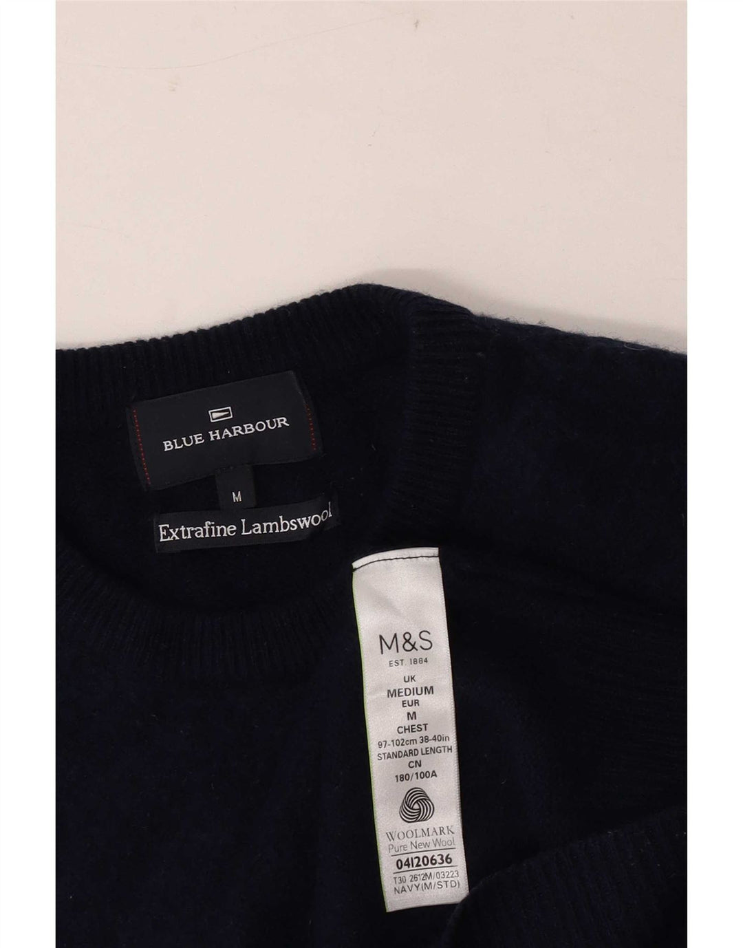 Marks & Spencer muški plavi džemper s okruglim izrezom Blue Harbor srednje tamnoplave boje