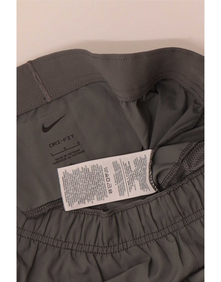 Nike muške Dri Fit sportske kratke hlače velike sive boje od poliestera