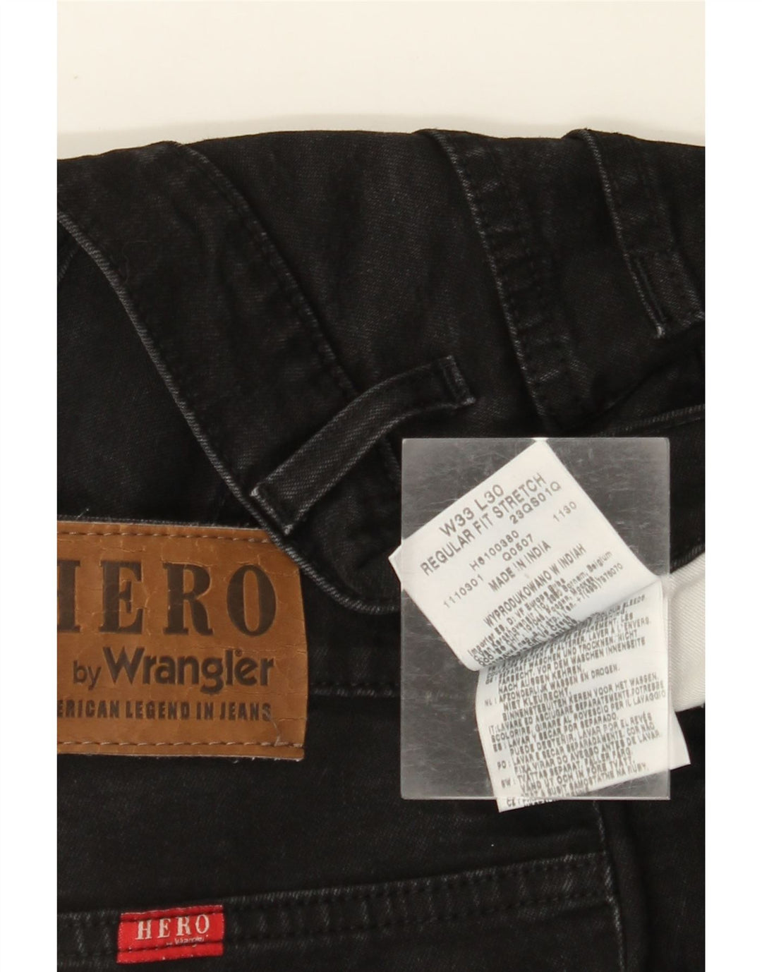 WRANGLER Mens Hero Regular Fit Straight Jeans W33 L30 crni pamuk