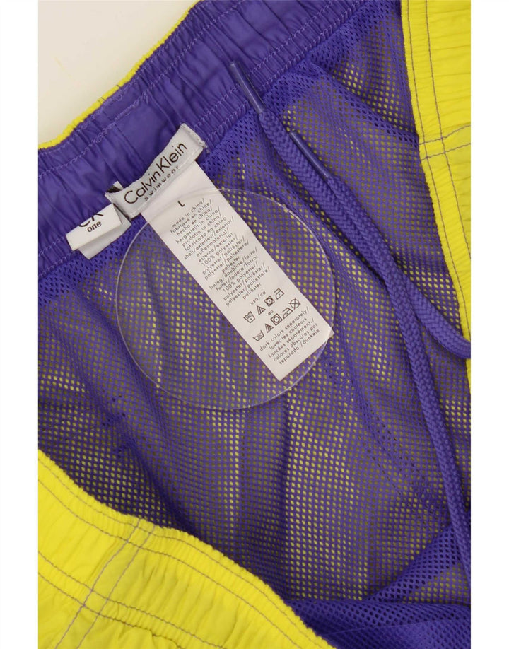 Calvin Klein muške kratke hlače za kupanje s grafičkim motivima, veliki žuti poliester