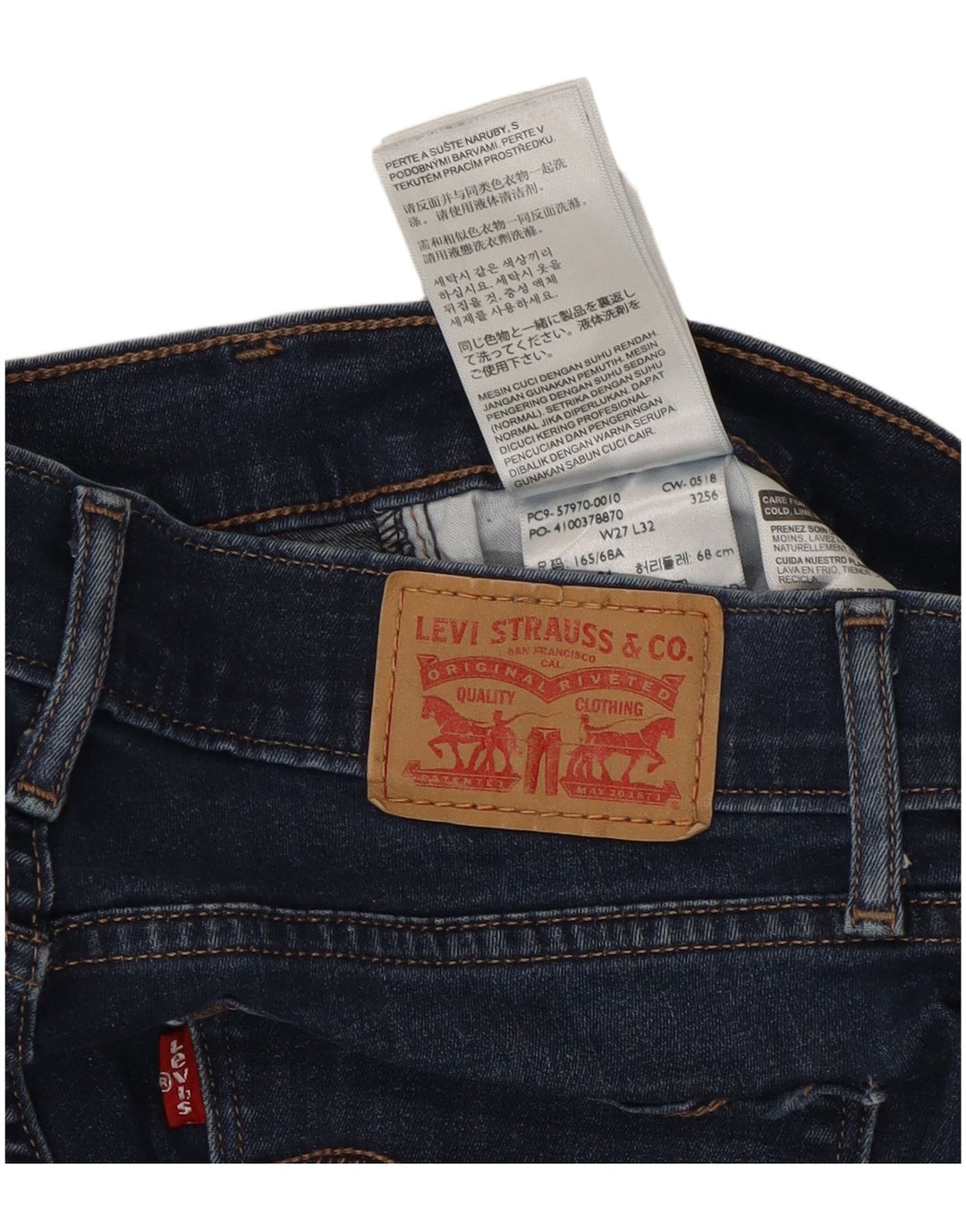 Levi's ženske traperice s curvy bootcut W27 L32 tamnoplavi pamuk