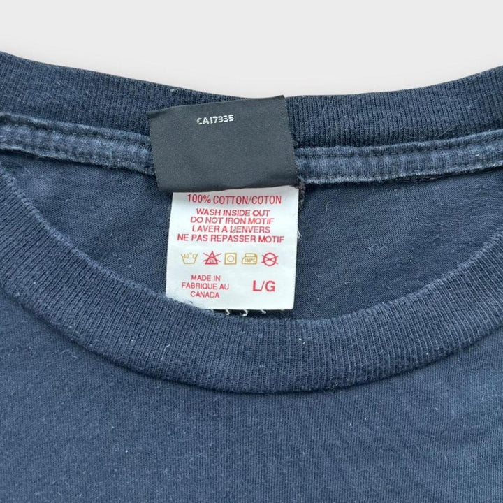 Y2K Grafička majica iznad ruba - velika