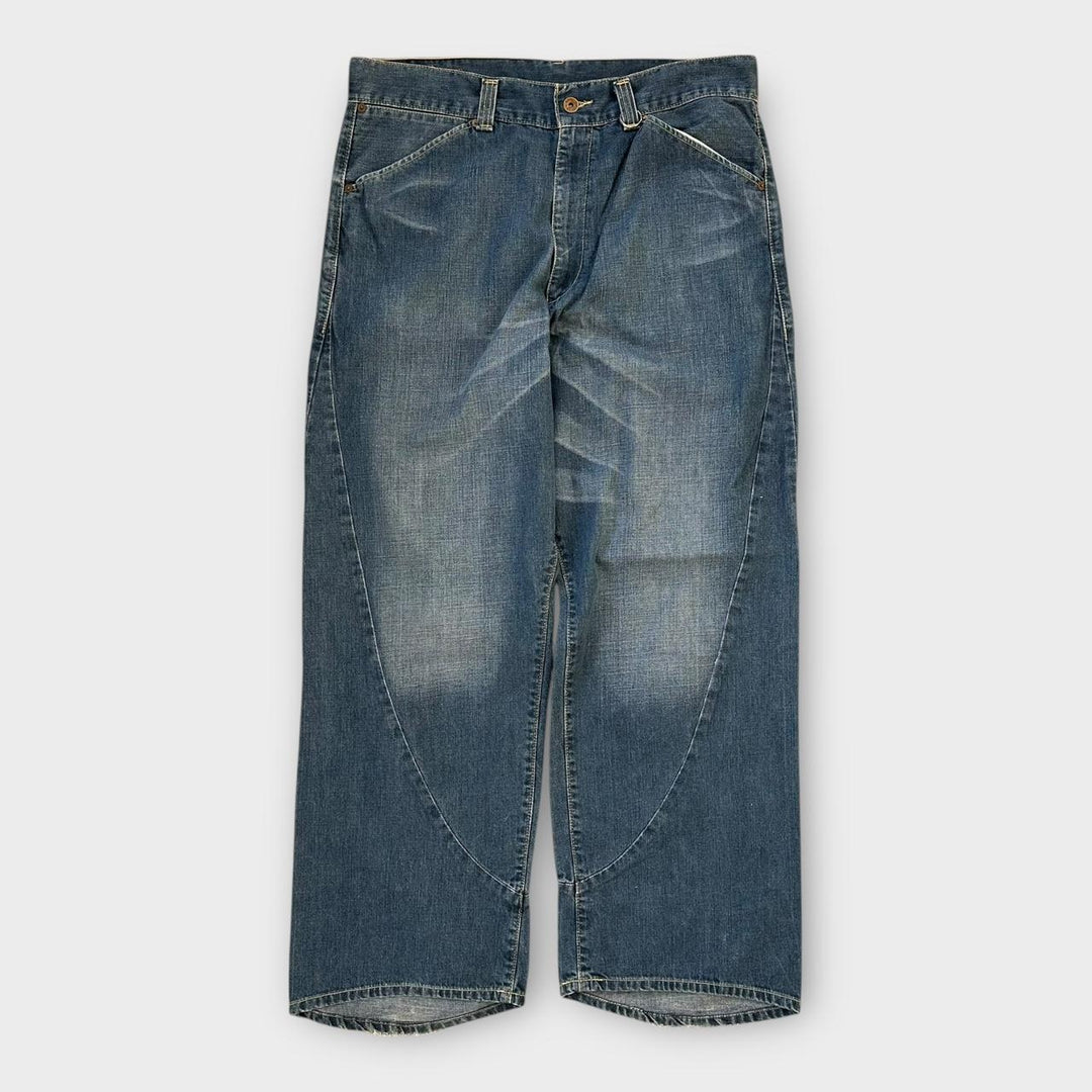 Baggy Levi’s uvrnute traperice - 34 struka