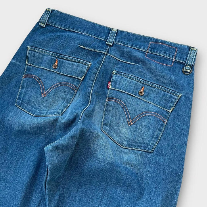 Baggy Levi’s uvrnute traperice - 34 struka