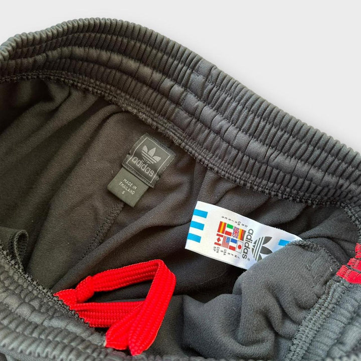 Vrećaste Adidas joggerice - male (elastične s uzicom)