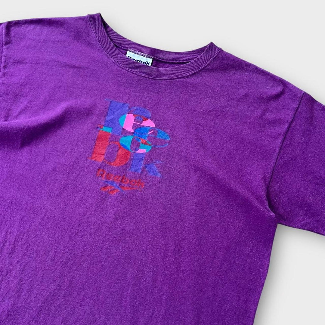 Vintage Reebok majica s grafičkim motivima - velika