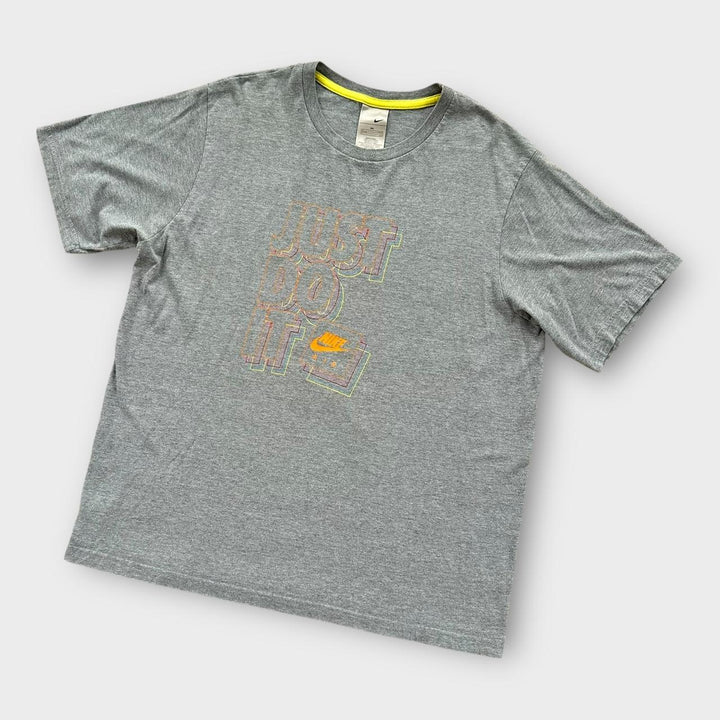 Vintage Nike grafička majica - XXL