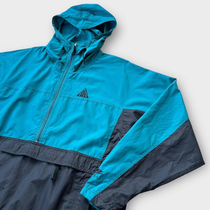 Nike ACG jakna za pakiranje - srednja (odgovara kao velika)