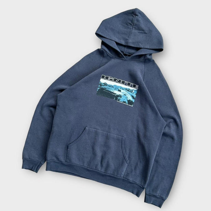 Ignite band merch hoodie - srednje veličine