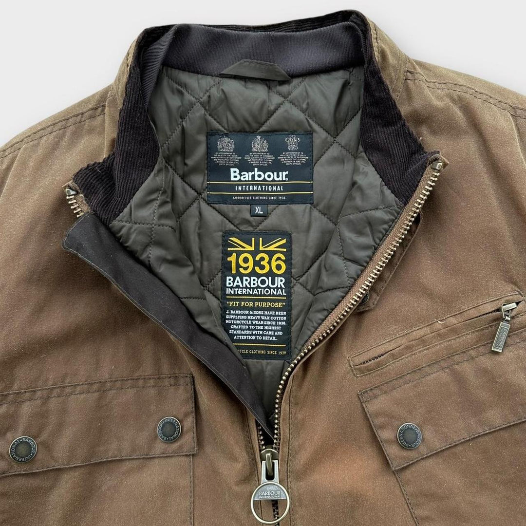 Barbour međunarodna voštana jakna - XL