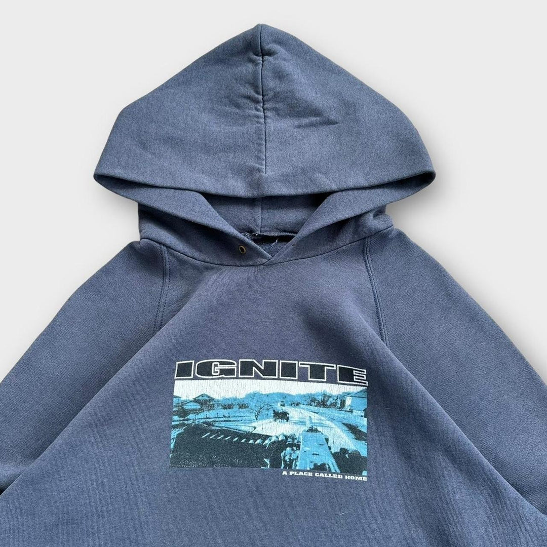 Ignite band merch hoodie - srednje veličine