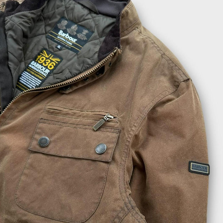 Barbour međunarodna voštana jakna - XL
