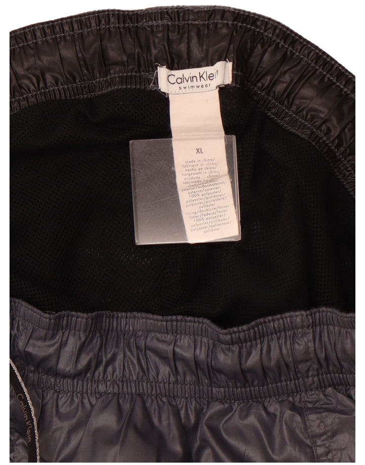 CALVIN KLEIN Muške kratke hlače za plivanje s grafičkim motivima XL sivi poliester