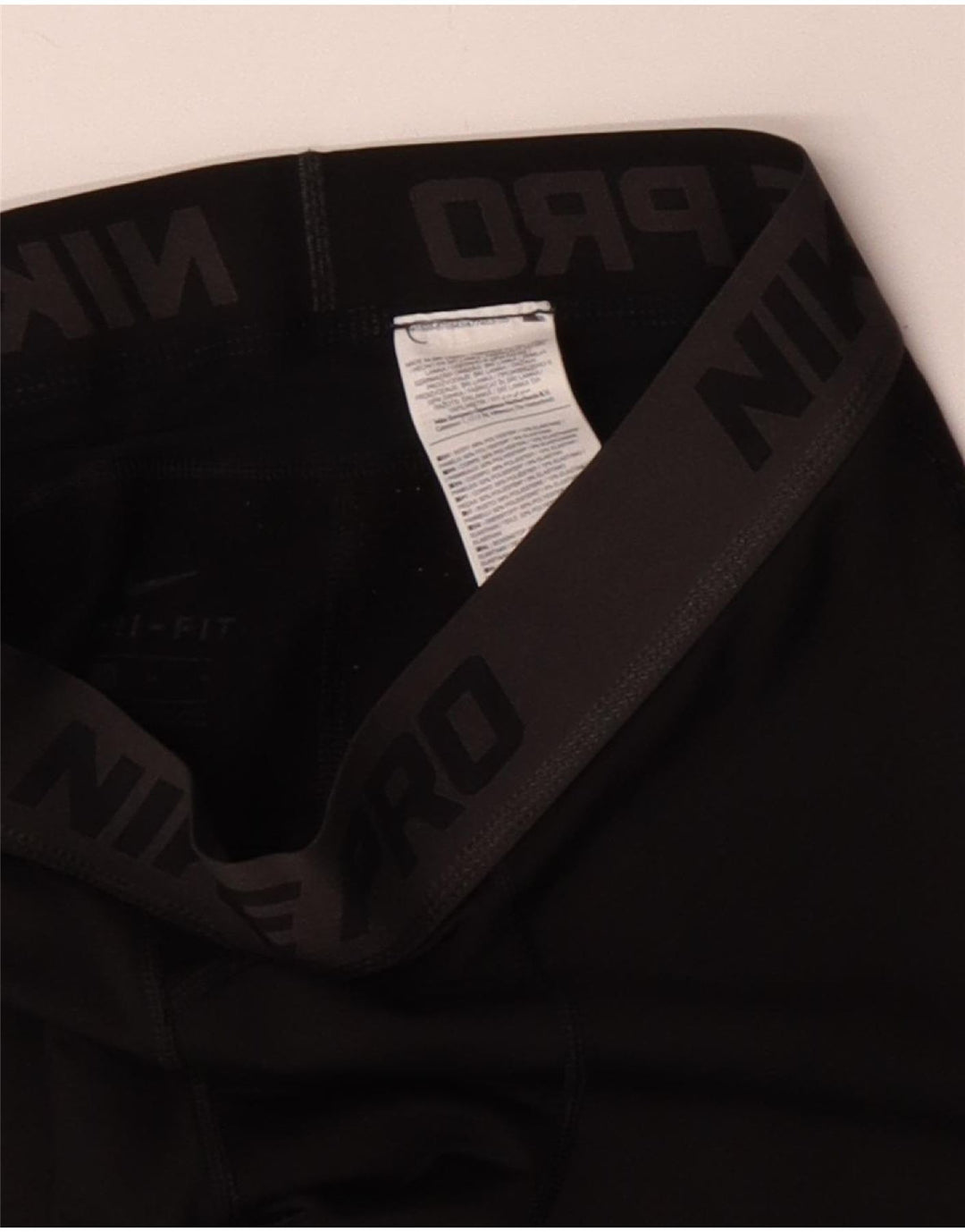 Nike muške tajice srednje crne boje od poliestera