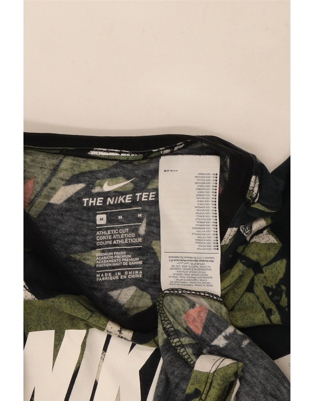 Nike Muška majica atletskog kroja s grafičkim motivima, srednji višebojni geometrijski