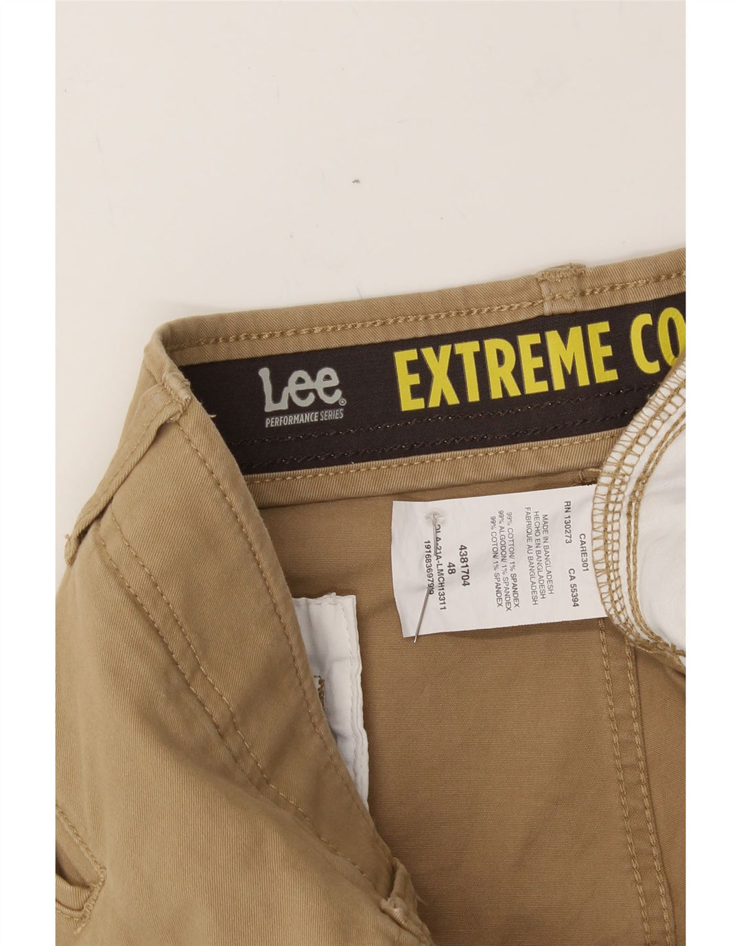 LEE Mens Cargo Shorts W48 4XL Beige Cotton Vintage Lee and Second-Hand Lee from Messina Hembry 