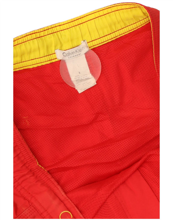 Calvin Klein muške kratke hlače za kupanje s grafičkim motivima, veliki crveni poliester u boji