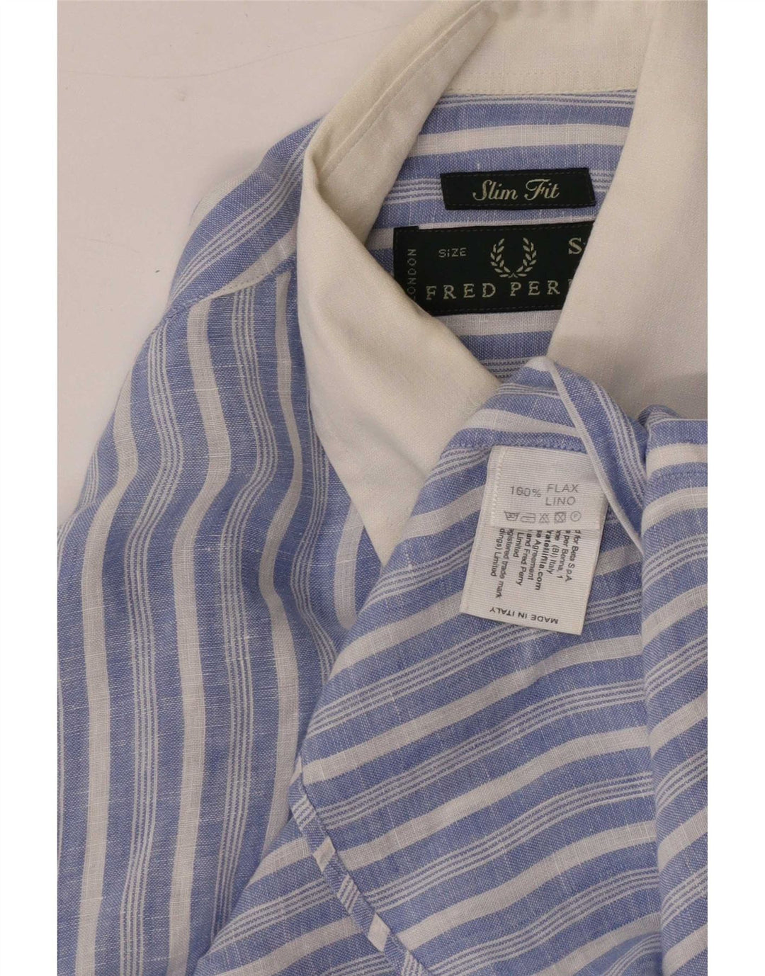 Fred Perry muška uska košulja s malim plavim prugama