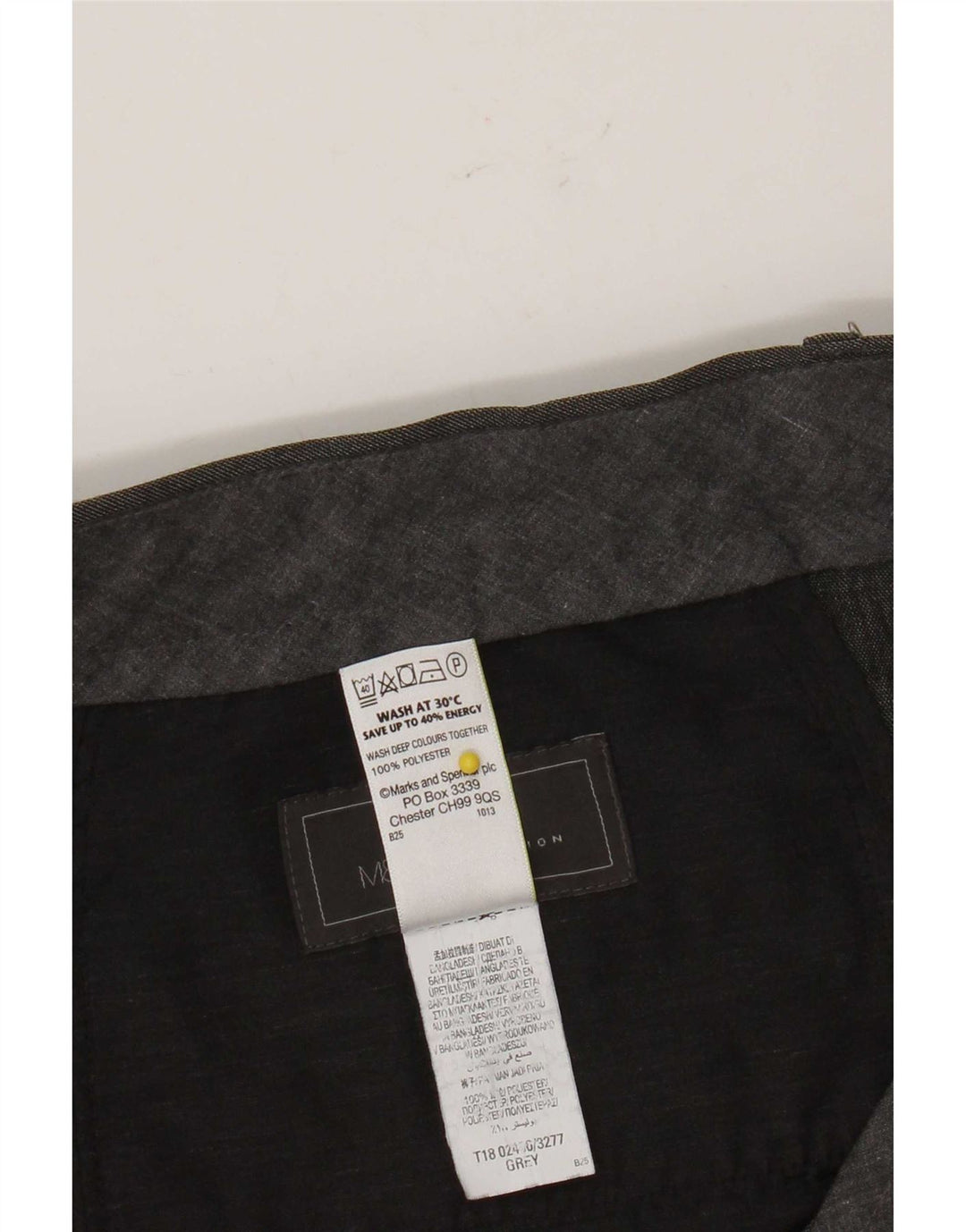 Marks & Spencer muške hlače standardnog kroja W36 L31 sivi poliester