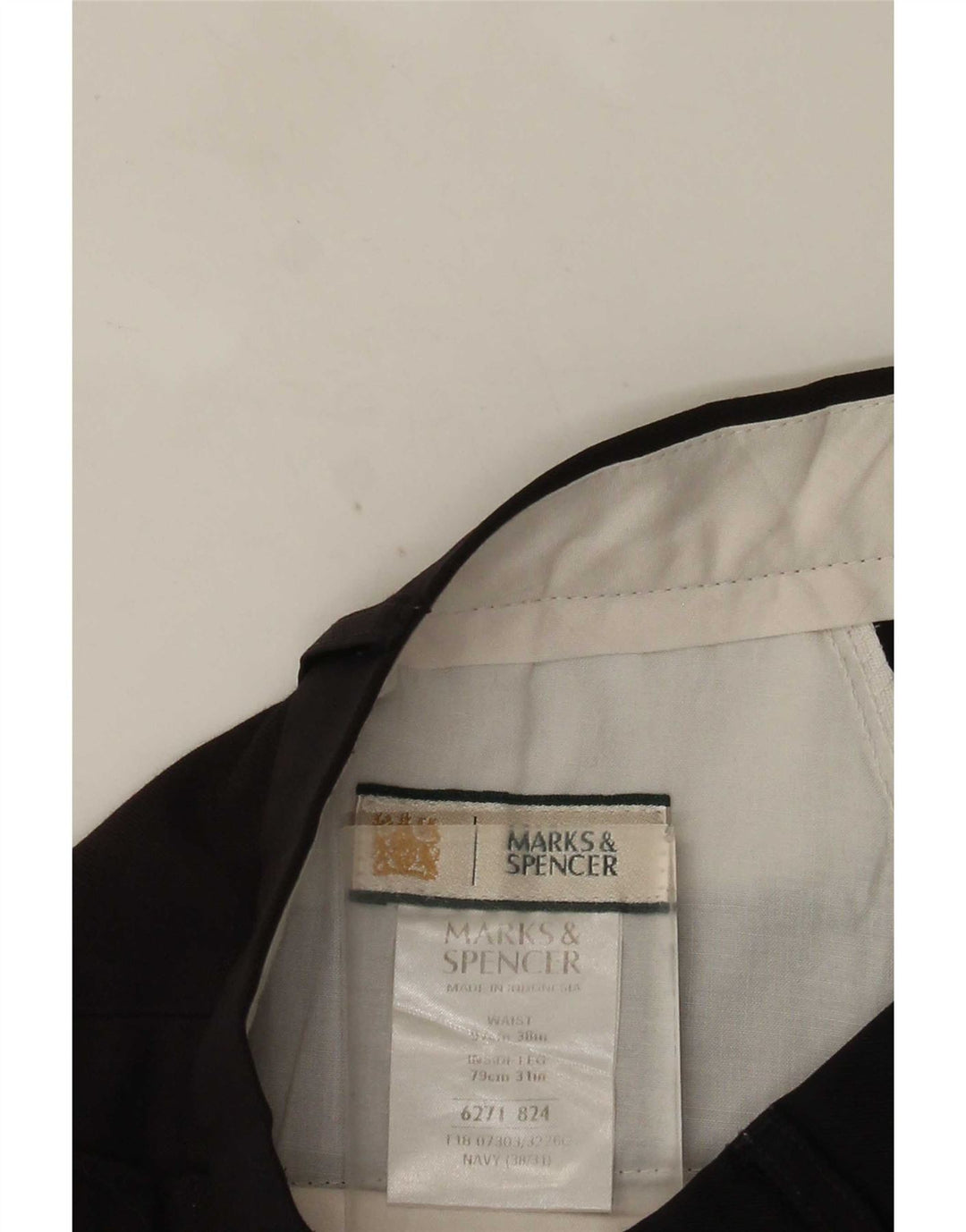 Marks & Spencer muške hlače s štipaljkama W38 L31 tamnoplavi poliester