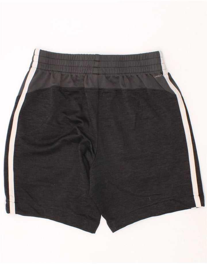 ADIDAS Boys Climalite Sport Shorts 7-8 Years Medium Grey Polyester Vintage Adidas and Second-Hand Adidas from Messina Hembry 