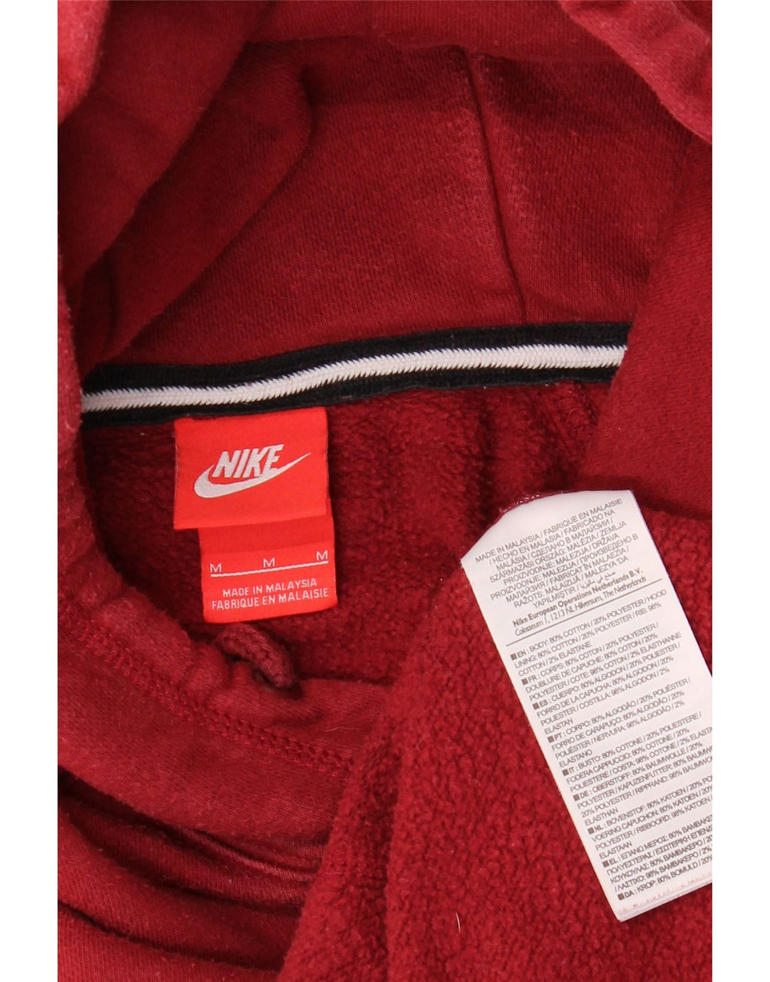 Muška majica s kapuljačom srednje veličine