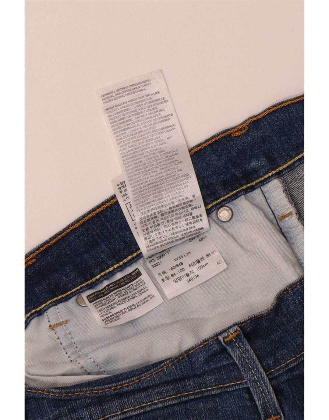 Levi's muške ravne traperice W33 L30 plavi pamuk