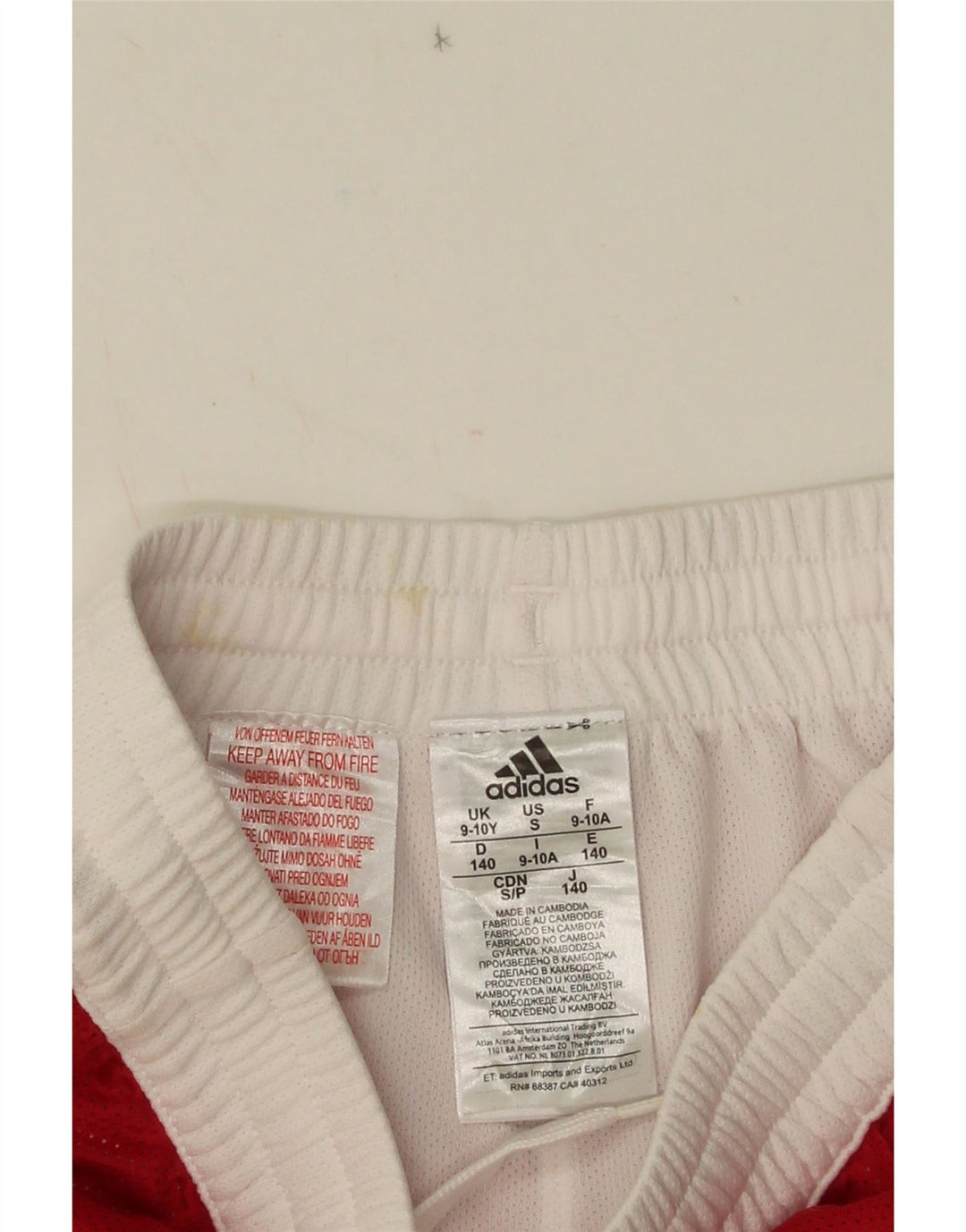 Adidas kratke sportske hlače za dječake 9-10 godina od crvenog poliestera u boji