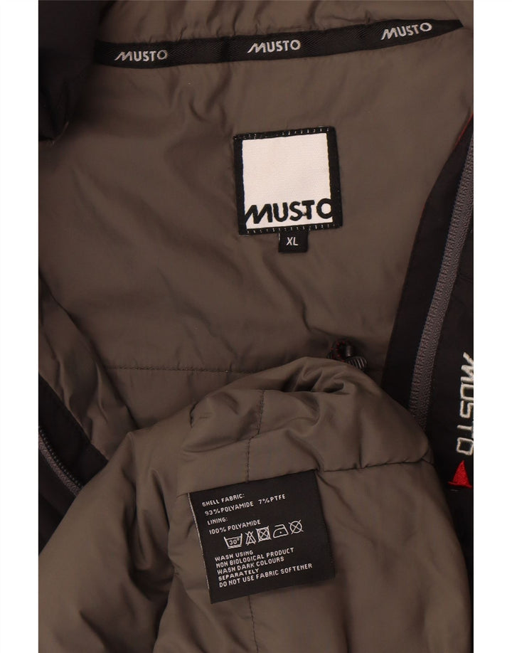 Musto podstavljena muška jakna UK 42 XL od crnog poliamida