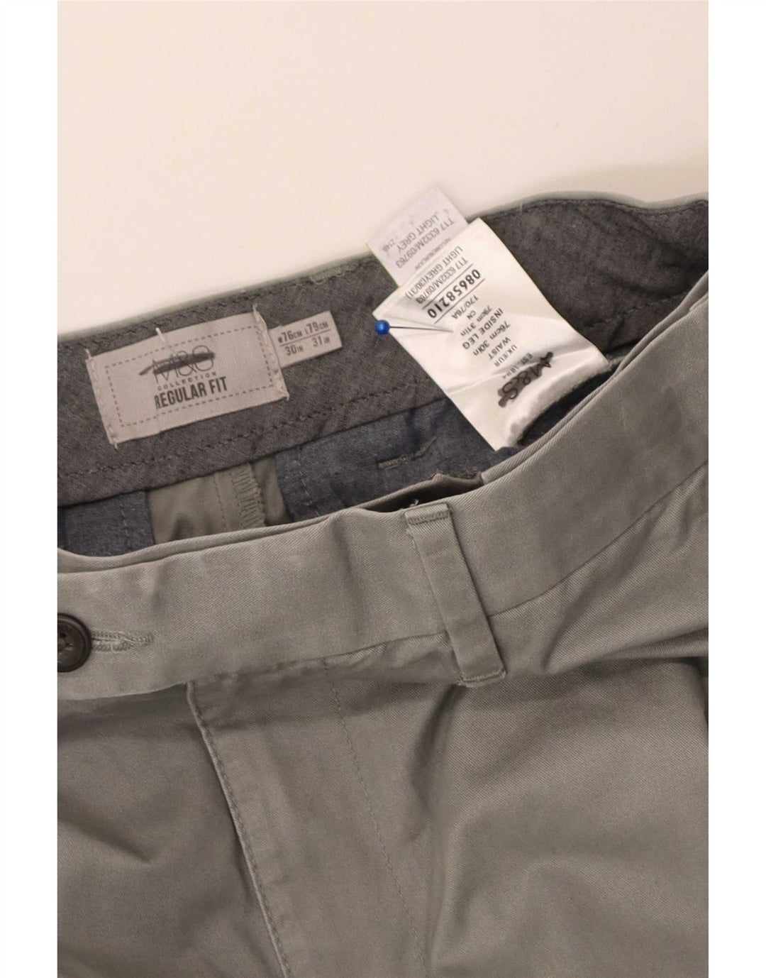 Marks & Spencer muške hlače standardnog kroja s štipaljkama W30 L31 sivi pamuk