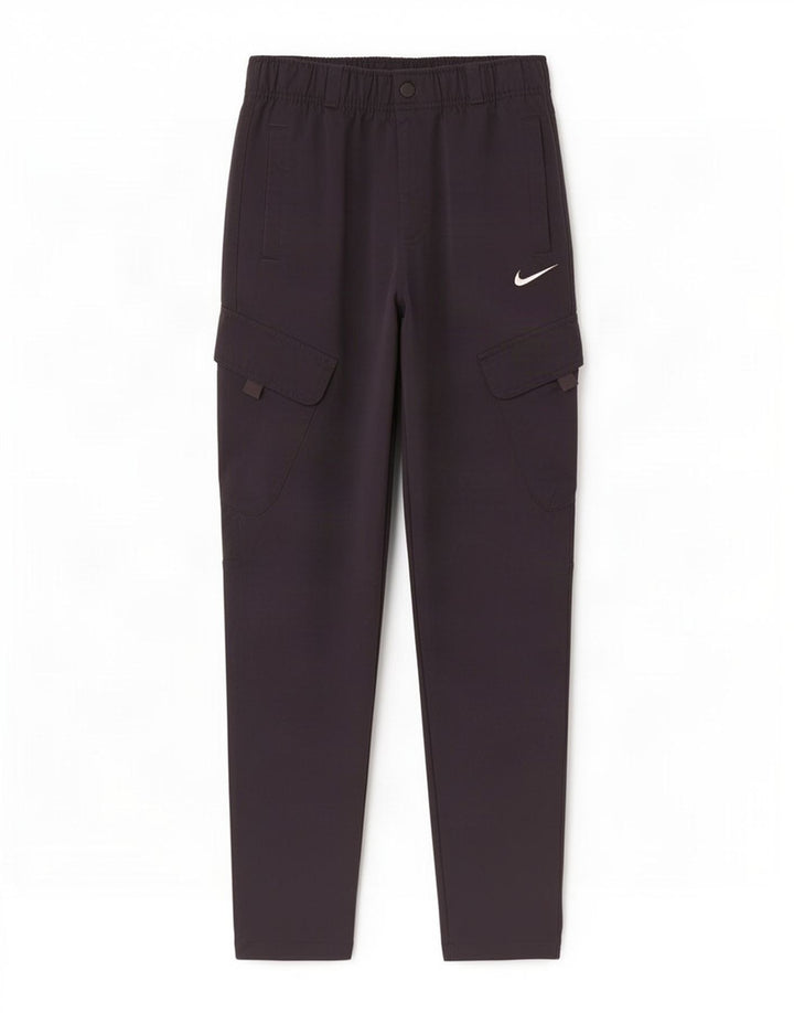Nike Boys Slim Cargo hlače 12-13 Years Large W26 L26 crni poliester
