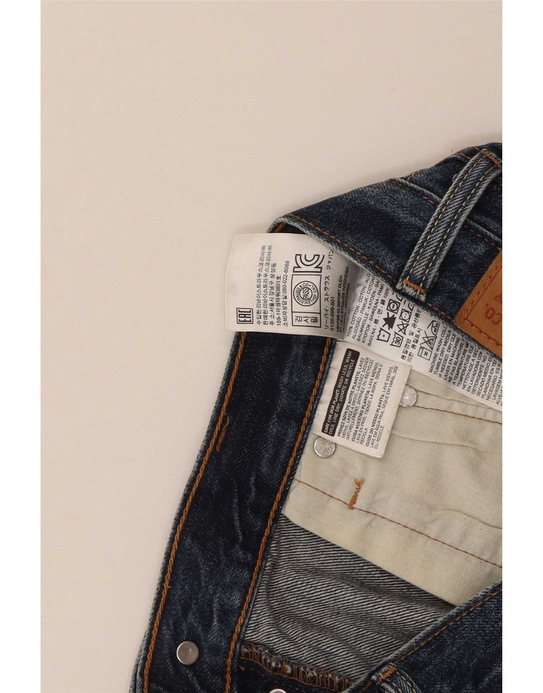 Levi's ženske vruće hlačice od trapera W29 srednje plavi pamuk