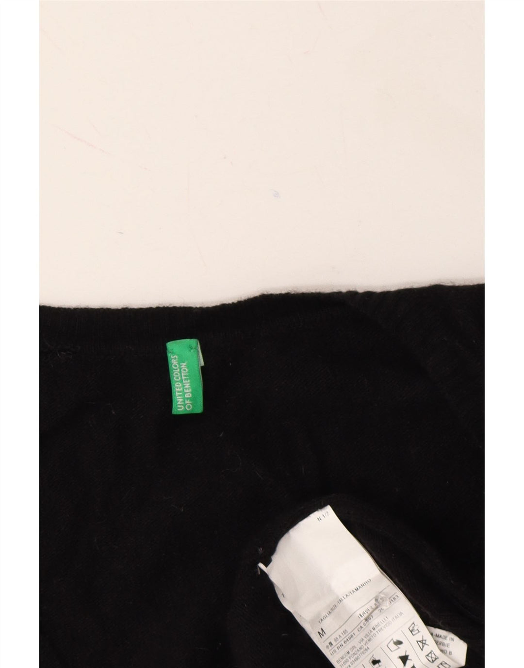 BENETTON Womens V-Neck Jumper Sweater UK 14 Medium Black Wool Vintage Benetton and Second-Hand Benetton from Messina Hembry 
