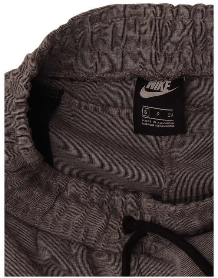 Nike muške trenirke, male sive hlače