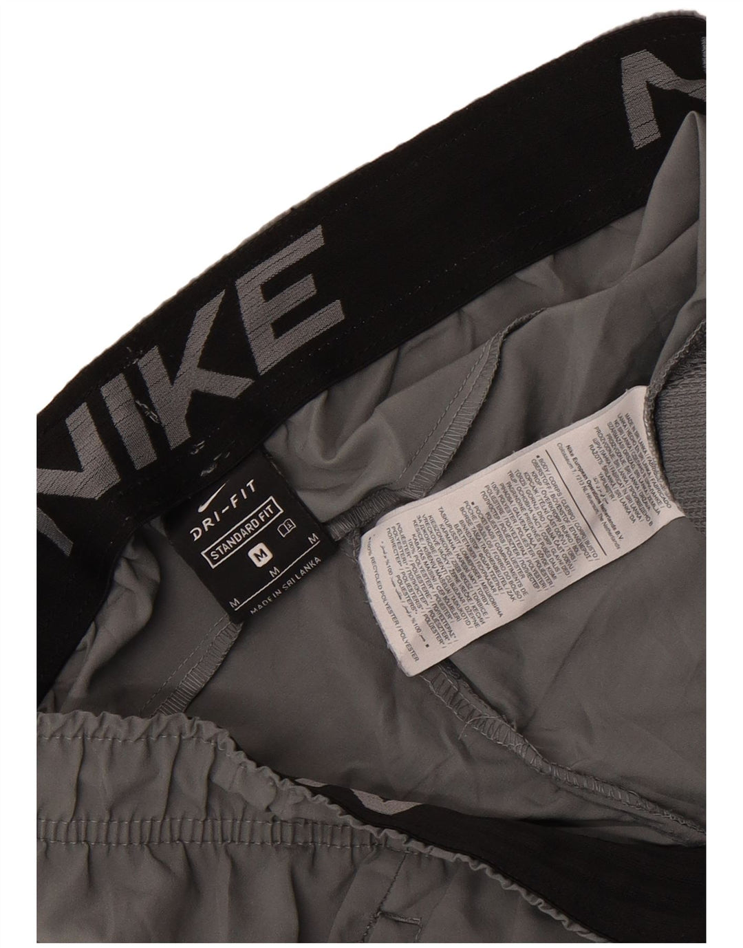 Nike muške sportske kratke hlače Dri Fit standardnog kroja srednje sive boje od poliestera