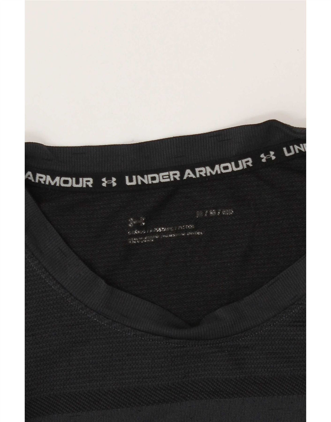 Under Armour muška majica kratkih rukava srednje crna s pjegama