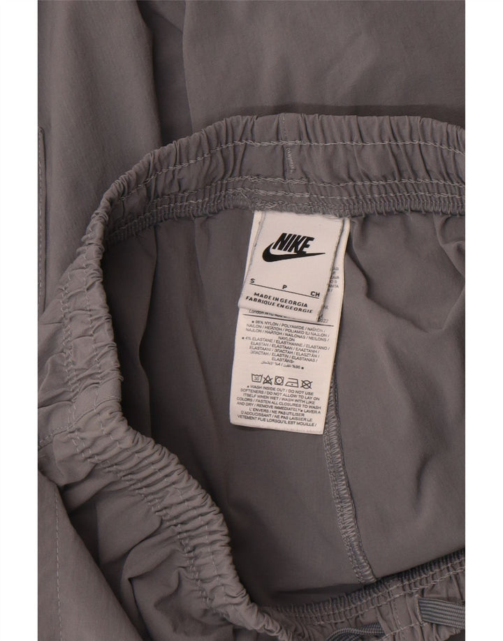 Nike muške kargo trenirke, male sive najlonske hlače