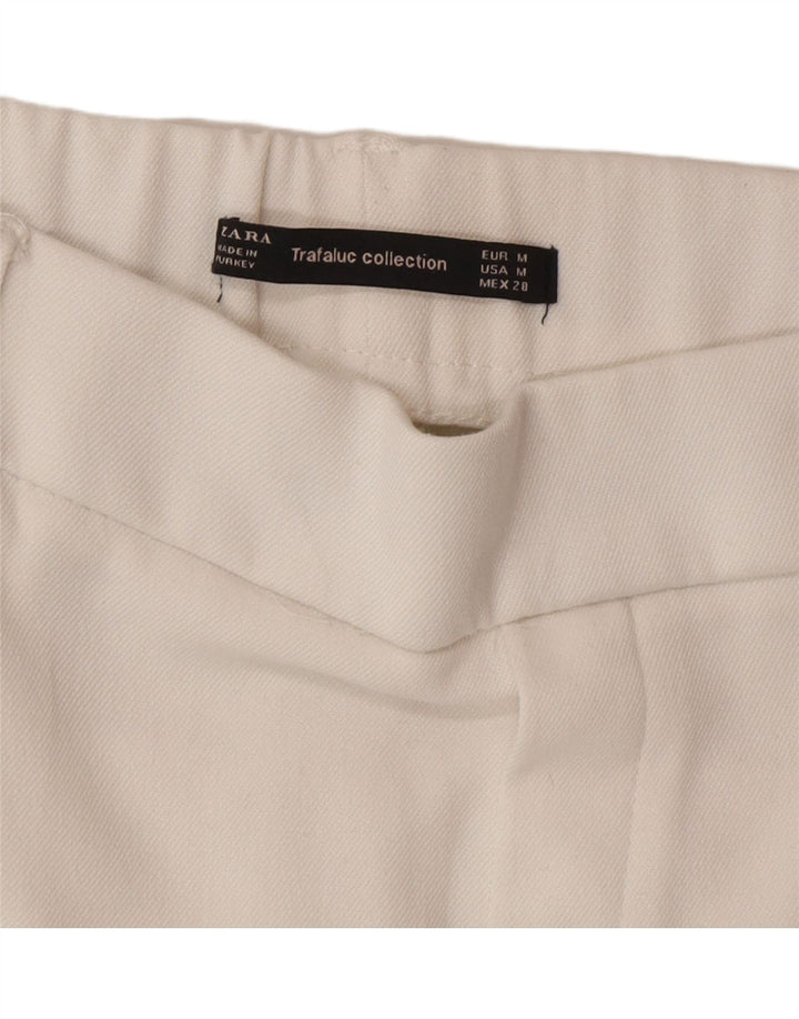 Zara ženske skraćene hlače srednje veličine W28 L24 bijele boje