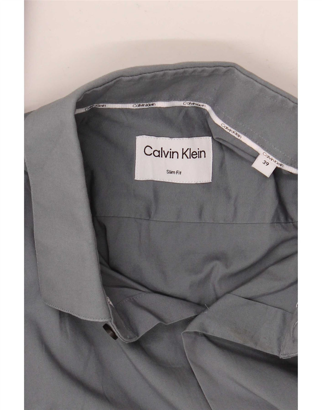 Calvin Klein muška uska košulja veličine 39 srednje siva