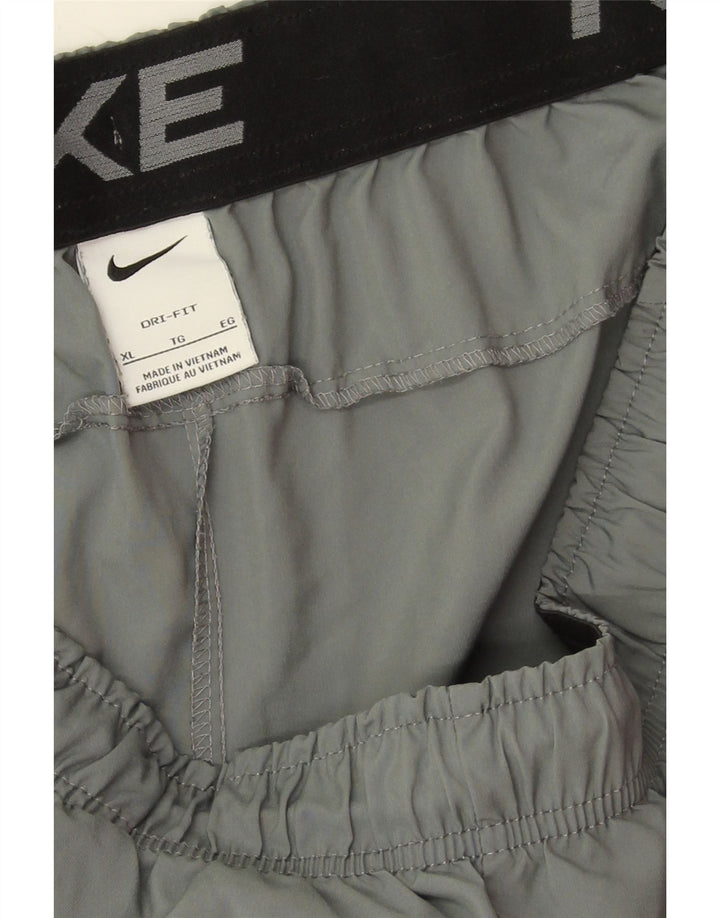 Nike muške Dri Fit sportske kratke hlače XL sivi poliester